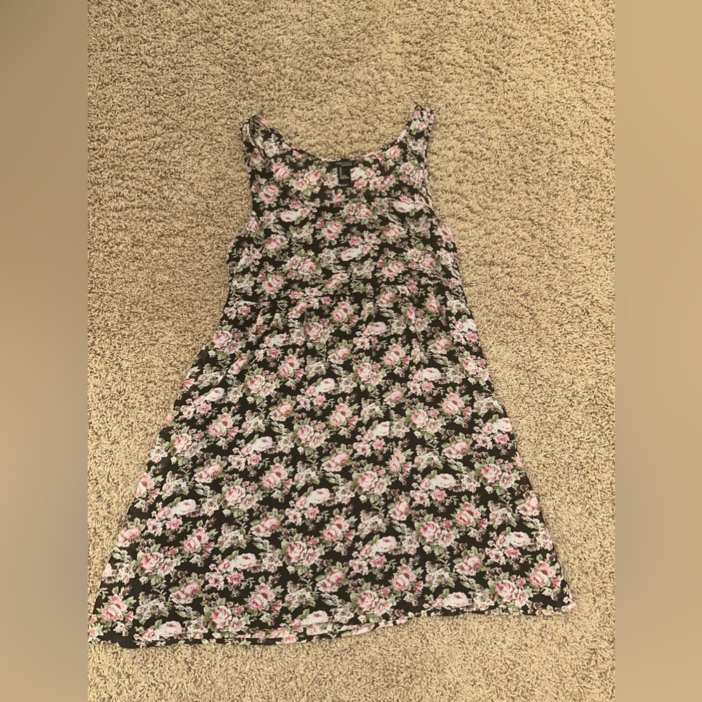 Flowy summer flower print dress